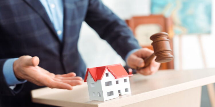 Caixa fará leilão de 572 imóveis em 21 estados: Como participar?