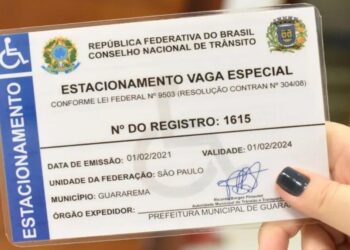 O que é o cartão de estacionamento para idosos e como solicitar?