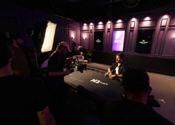 Bastidores da gravação do programa High Limit Poker Brasil, que passa a ser exibido na BM&C News (Foto: Divulgação/High Limit Poker Brasil)