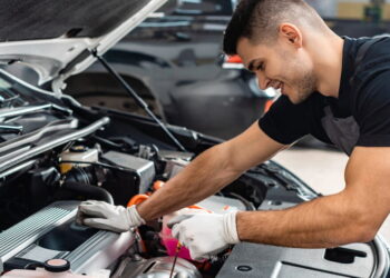 Manutenção Preventiva: O que verificar no carro antes de viajar?