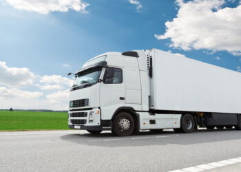 O que é o RNTRC e qual a sua importância no transporte de cargas?