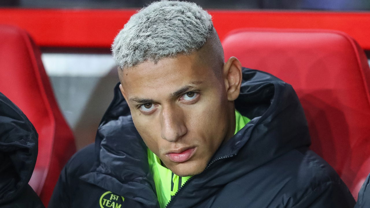 Richarlison: o brasileiro que brilha no futebol mundial! Saiba tudo sobre sua carreira