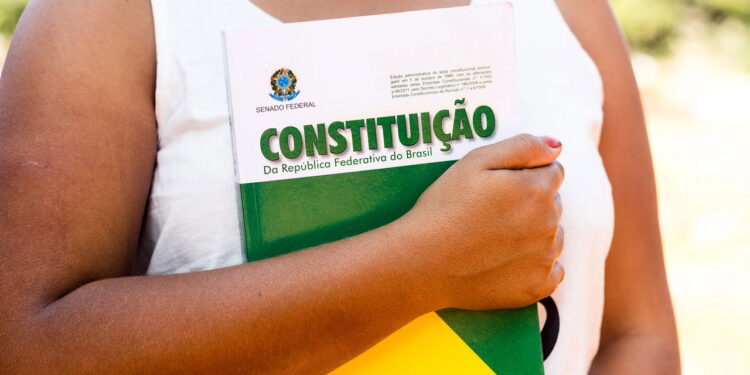 AGU dá recado à Meta: 'Brasil tem lei, e não vamos assistir de camarote! Entenda