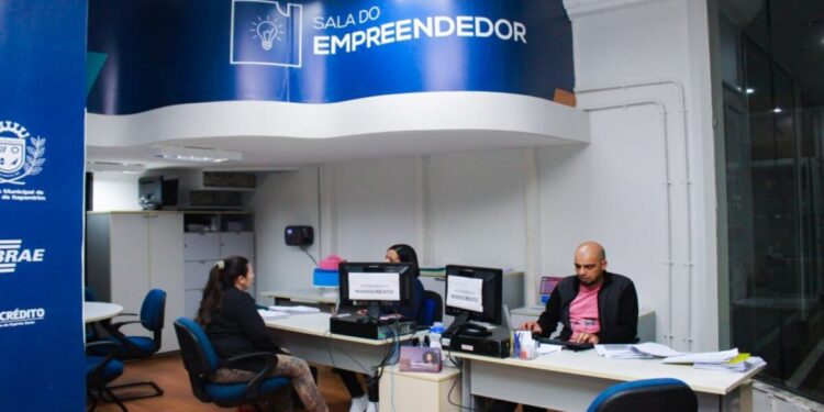 Sala do empreendedor ajuda o MEI na declaração anual de faturamento