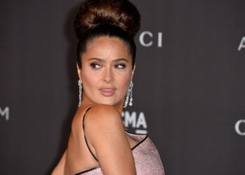 Salma Hayek: Do México para o mundo, com muito talento e beleza