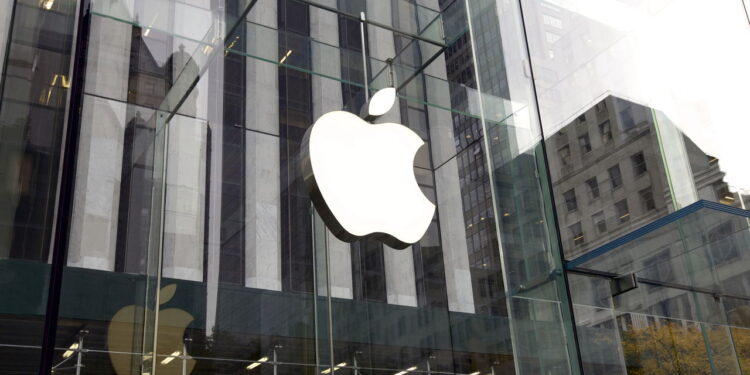Falha grave! Apple corre para fechar brecha de segurança em iPhones e Macs