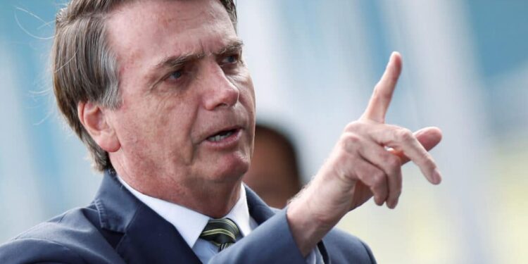 Opinião: "Bolsonaro e as críticas à “direita limpinha”