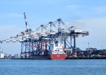 Atividade econômica cresceu 0,1% em novembro de 2024, diz BC