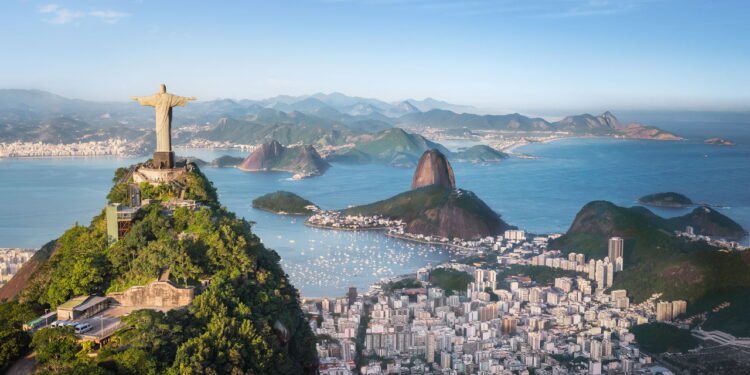 Rio de Janeiro e Florianópolis se destacam entre os destinos mais desejados do mundo