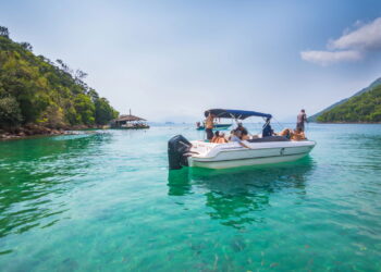 Cidade localizada na Costa Verde encanta com qualidade de vida e águas cristalinas