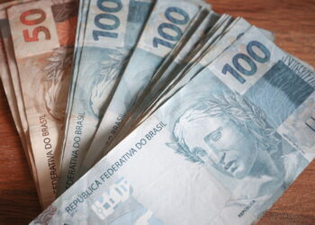 Novo salário mínimo 2025 anunciado com Aumento de 7,5%! Entenda