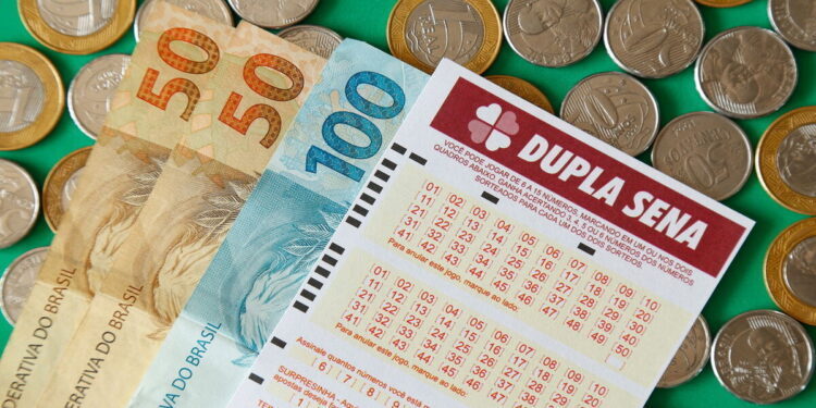 Dupla Sena: Sem vencedores, prêmio de R$ 2 milhões fica acumulado