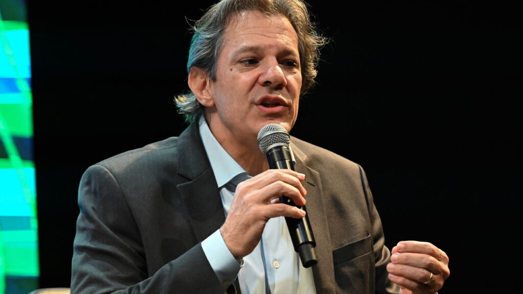 A resposta do Ministro da Fazenda à proposta de não reajustar o salário mínimo! Confira