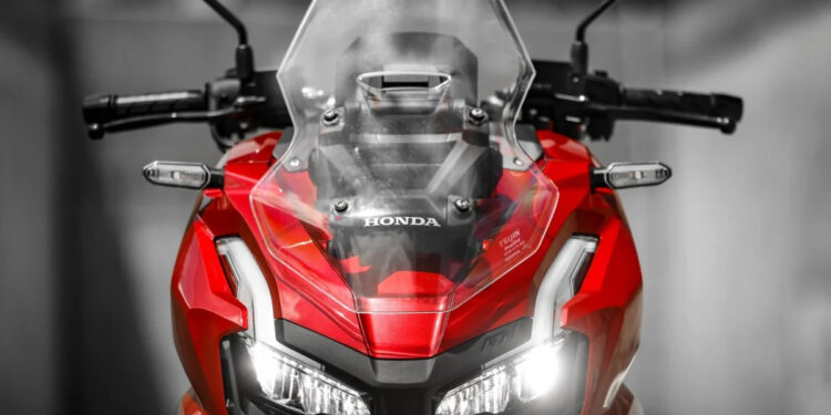 Honda ADV 160 a scooter aventureira que conquistou o Brasil