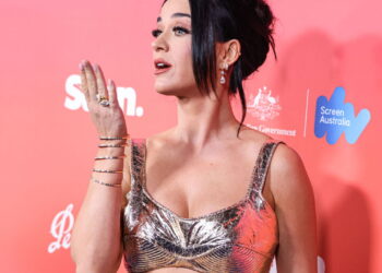 Katy Perry: A diva do pop que conquistou o mundo e um grande fortuna