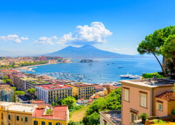 Cidade encanta todos os visitantes com sua cultura italiana