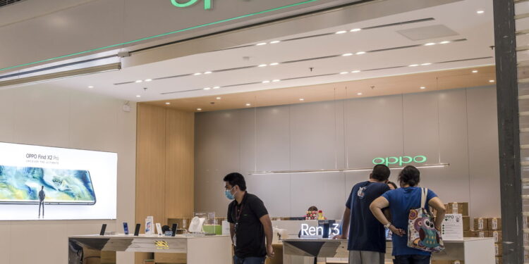 Smartphone Compacto? A Oppo promete desafiar o mercado
