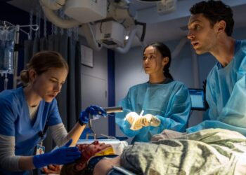 Netflix anuncia sua nova obsessão médica que vai te deixar sem fôlego
