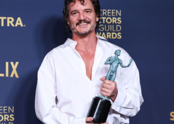 A fortuna de Pedro Pascal! Descubra como ele construiu sua riqueza