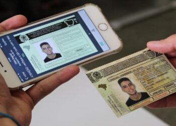 Qual é a melhor opção para os motoristas, CNH digital ou Física?