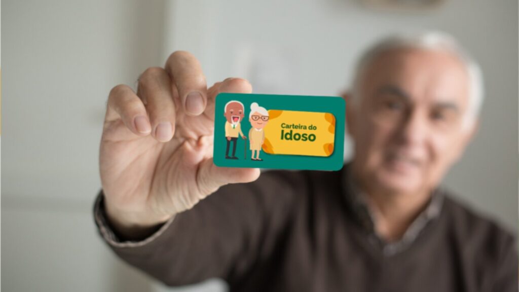 Quem tem direito e como solicitar a carteira do idoso; Confira