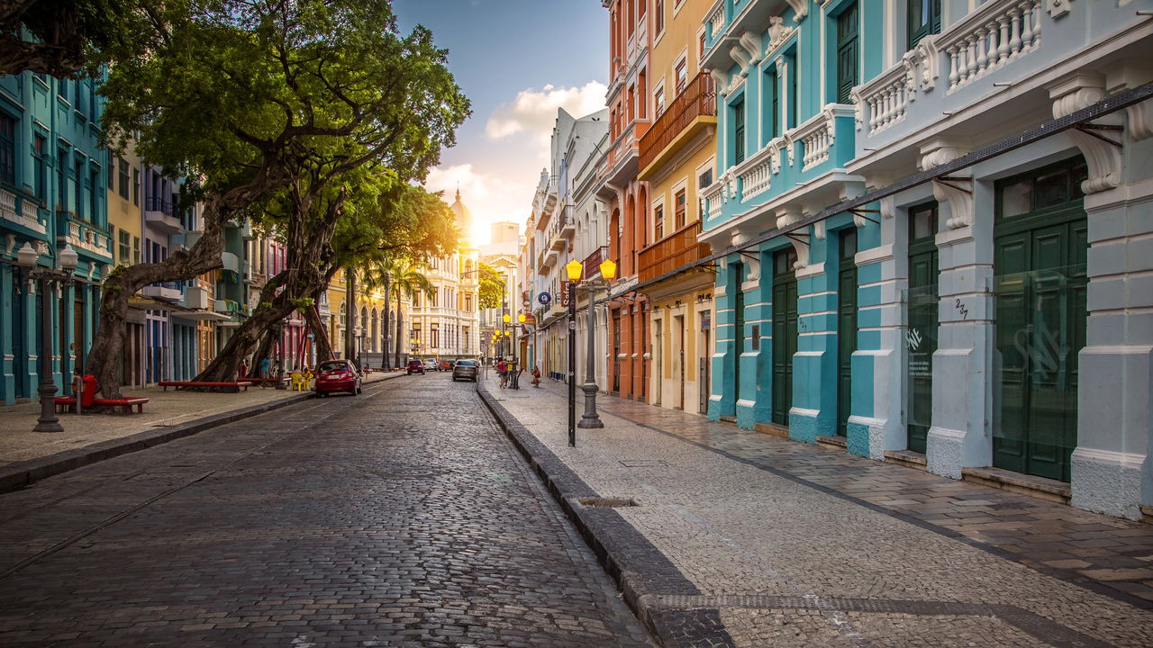 50 pontes sobre rios tropicais e o nome batizado por um francês: a Veneza Brasileira fundada em 1537 que entrou no top 10 do mundo em 2026