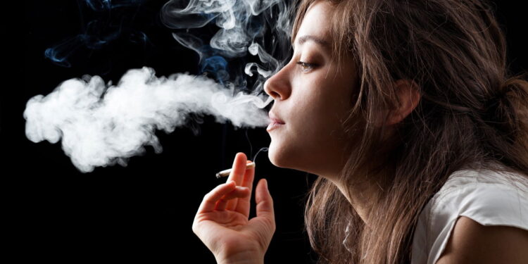 STF suspende julgamento sobre a Anvisa poder proibir cigarros com sabor