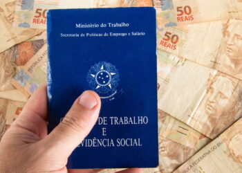 Trabalhadores com carteira assinada em 2023 estão prestes a receber dinheiro extra