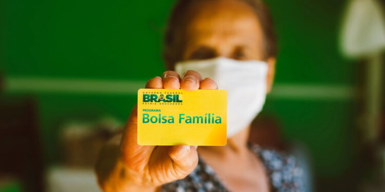 Atenção beneficiários do Bolsa Família! Governo anuncia datas de pagamento para março