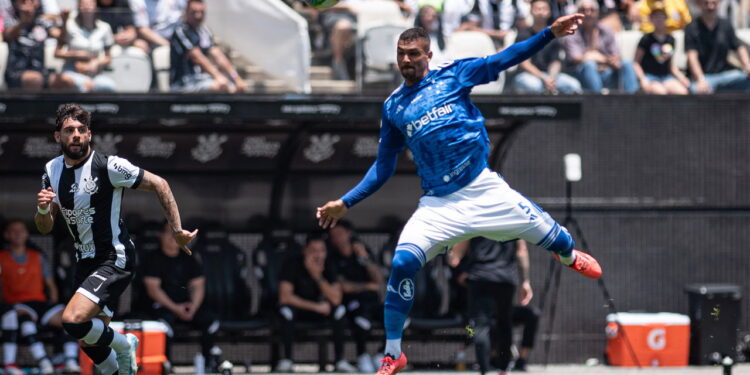 Brasileirão 2025: bomba de contratações agita o mercado!