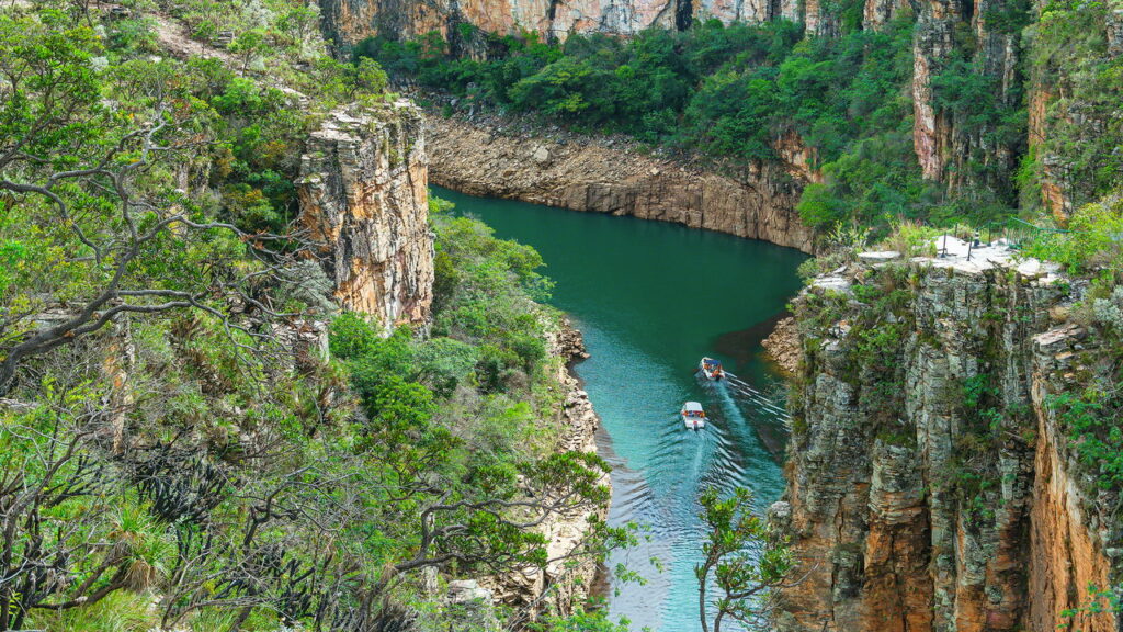 Veja os melhores destinos de Minas Gerais para explorar como um verdadeiro mineiro