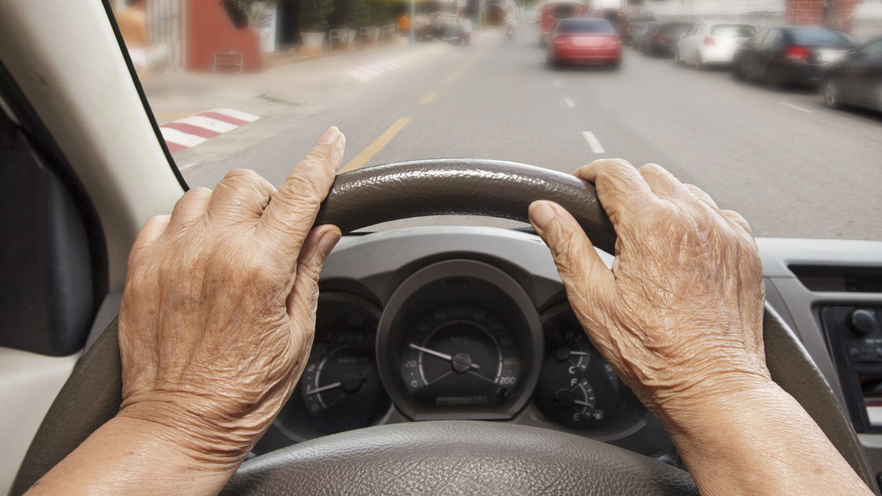 Motoristas acima de 60 anos precisam ficar atentos às novas regras da CNH