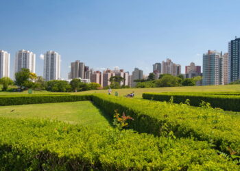 As cidades mais populosas e importantes da região sul do Brasil