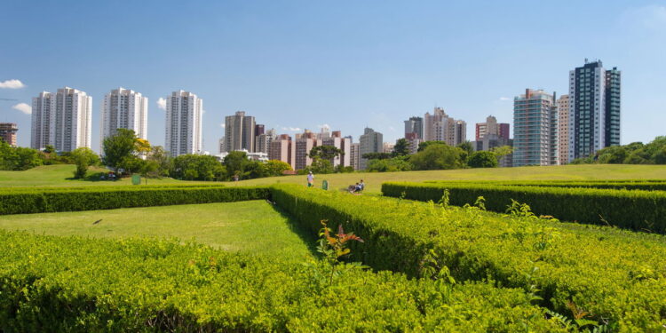 As cidades mais populosas e importantes da região sul do Brasil