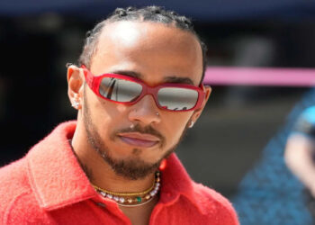 Ex-chefão da Fórmula 1 acredita que Hamilton não dura na Ferrari! Confira