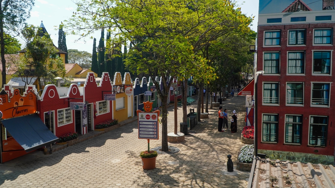 Cidade no interior de SP impressiona turistas com Cultura Holandesa