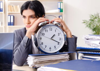 Alerta para trabalhadores! TST muda cálculo de horas extras