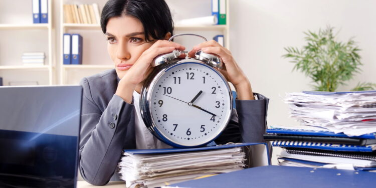 Alerta para trabalhadores! TST muda cálculo de horas extras