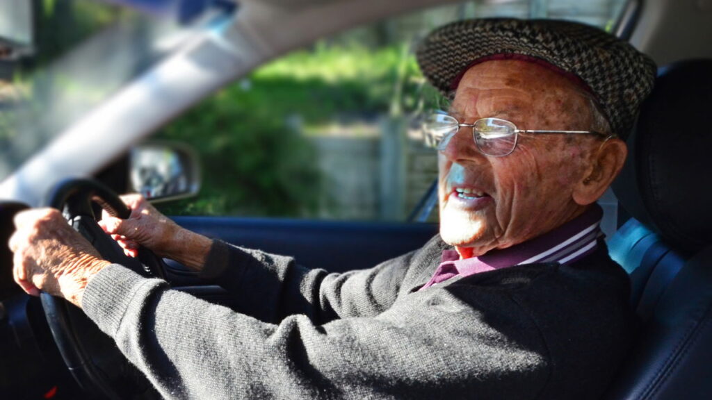 Quais são as novas regras na CNH para idosos acima de 70 anos