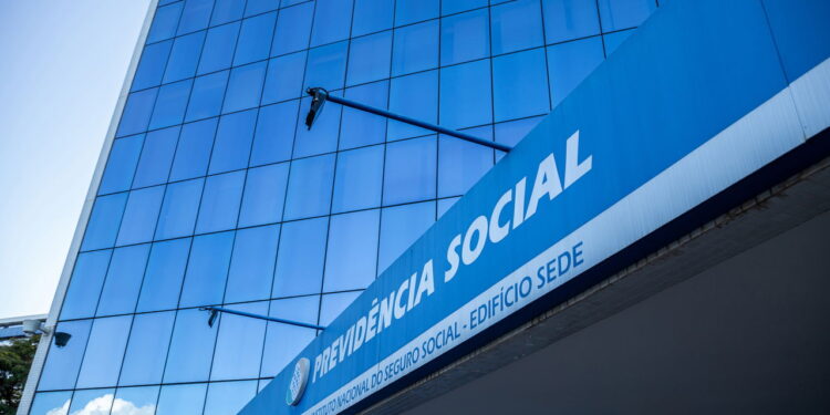 Nova medida do INSS promete ajudar milhares de aposentados