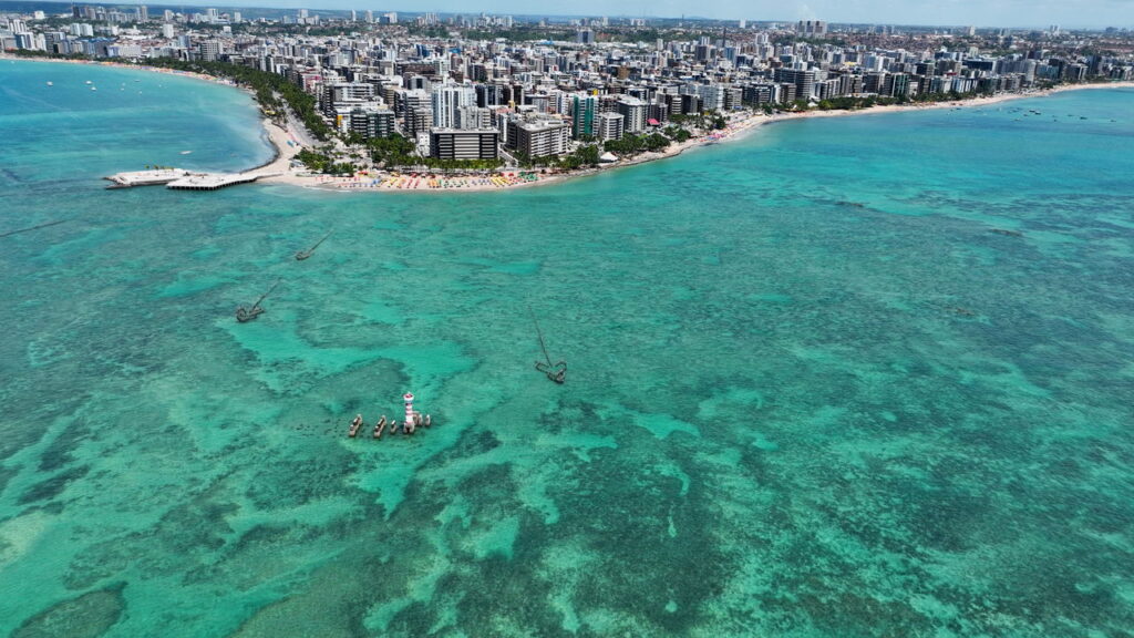 Cidade que impressiona turistas com as praias mais atraentes do Brasil