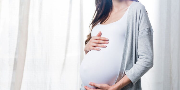 Licença maternidade e paternidade garantem mais que tempo com o bebê