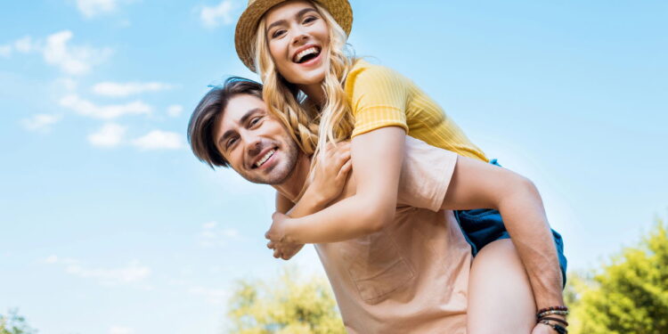 Os 5 signos mais felizes do zodíaco e seus segredos de alegria