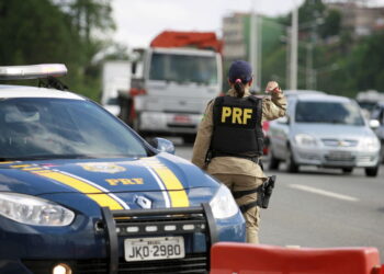Atenção, motoristas! Novo sistema garante desconto em multas