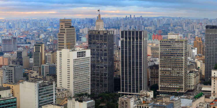 São Paulo - Créditos: depositphotos.com / snehitdesign