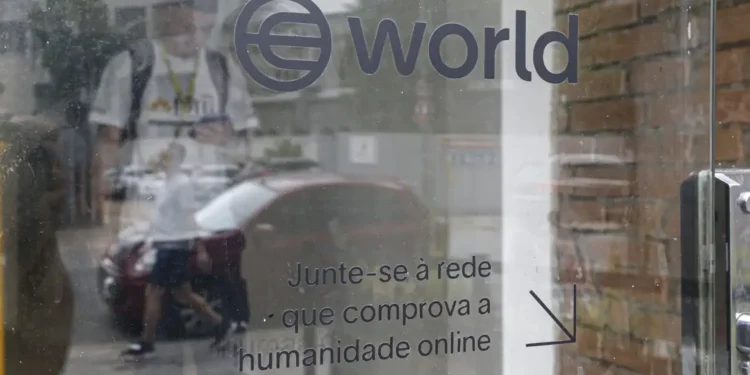 A ANPD proibiu a remuneração pela coleta de dados biométricos no Brasil, levando à suspensão das operações da Tools For Humanity, empresa responsável pelo World ID. Foto: Paulo Pinto/Agência Brasil