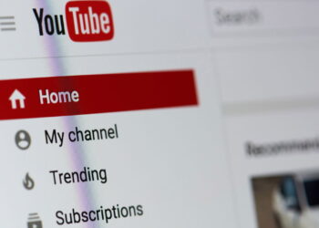 YouTube muda regra de lives e proíbe menores