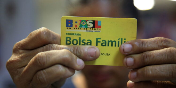 Bolsa Família - Créditos: depositphotos.com / joasouza