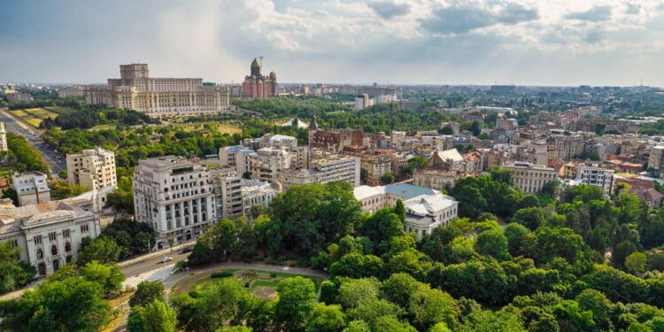 Cidade conhecida como a "Pequena Paris" encanta a todos