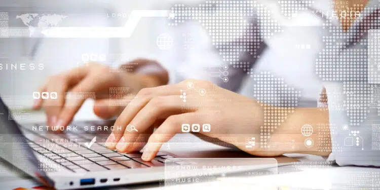 Curso de Operador de Computador gratuito em Rio Bonito